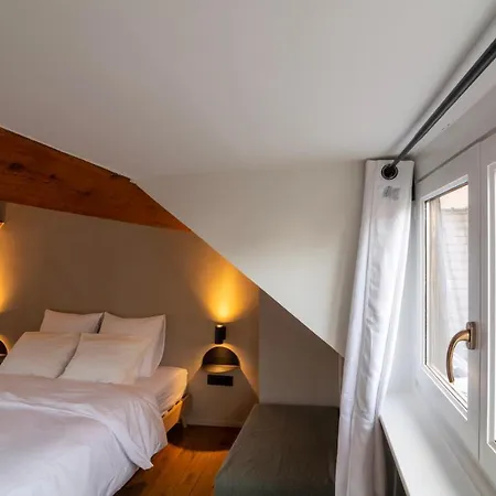 Lovely Triplex In The Heart Of Le Sablon Brussels Exterior photo